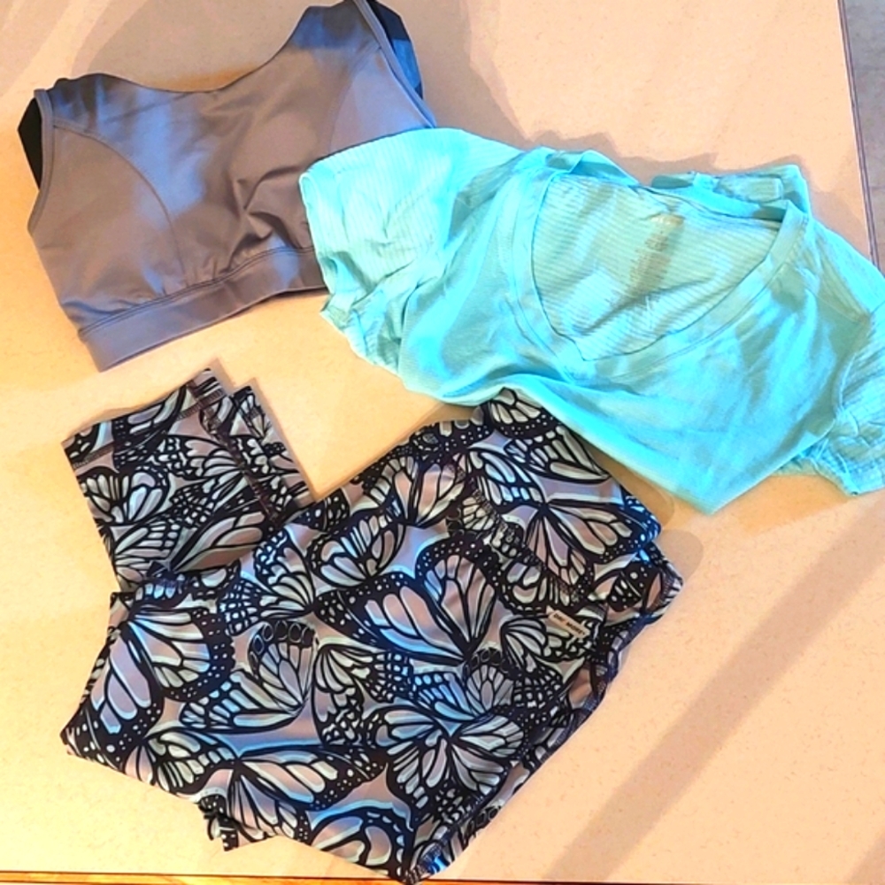 Danskin Grey and Bright Mint Green Butterfly Bra,Shirt & High Waisted Tights Set